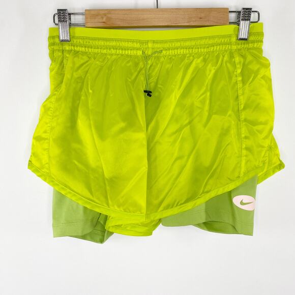 Nike Icon Clash Tempo Luxe Green Running Shorts Women's Size XS NWT - Picture 1 of 9